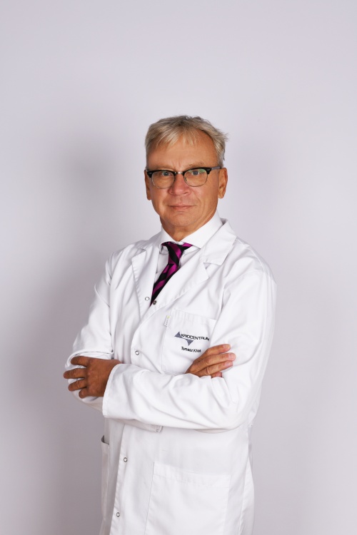 dr Tomasz Kłos